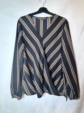 Melanie Lyne Black Geometric Wrap Blouse Top Size 16